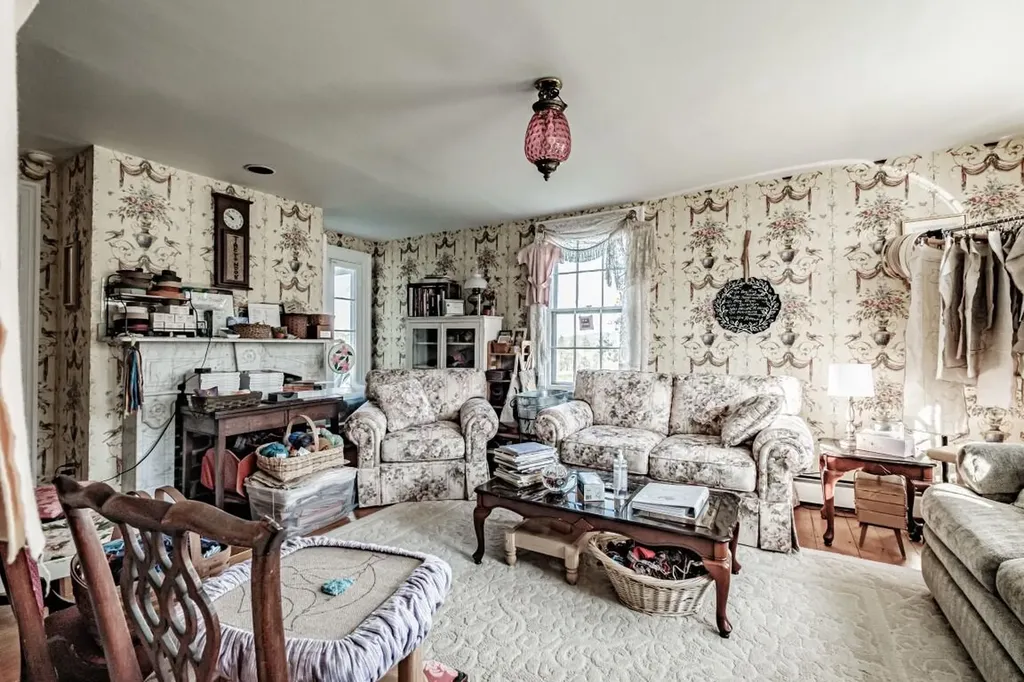 546 Paris Hill Road Paris ME 04281