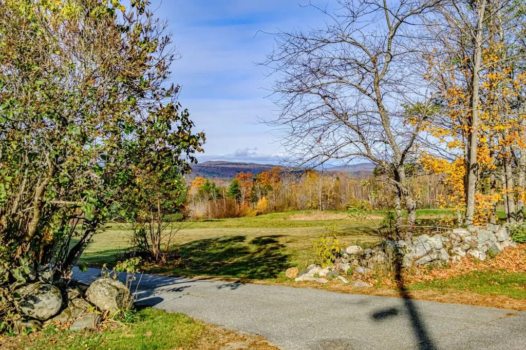 546 Paris Hill Road Paris ME 04281