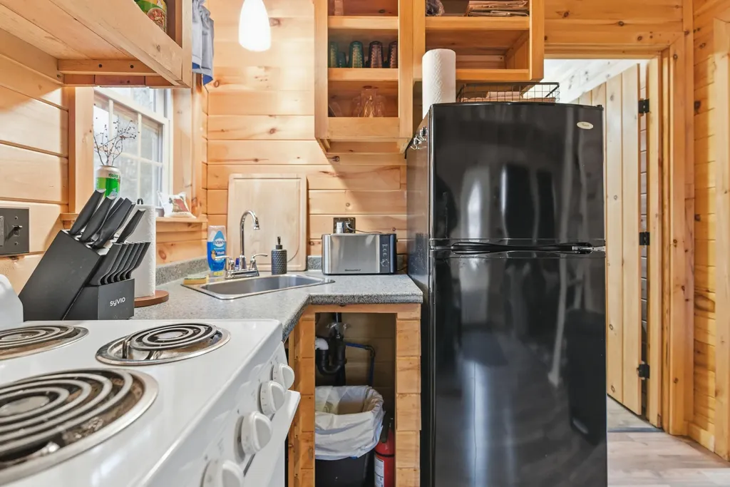 51 Larry Drive Monmouth ME 04259