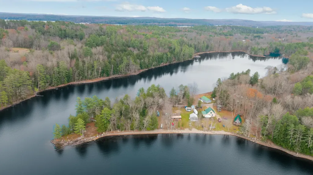 51 Larry Drive Monmouth ME 04259