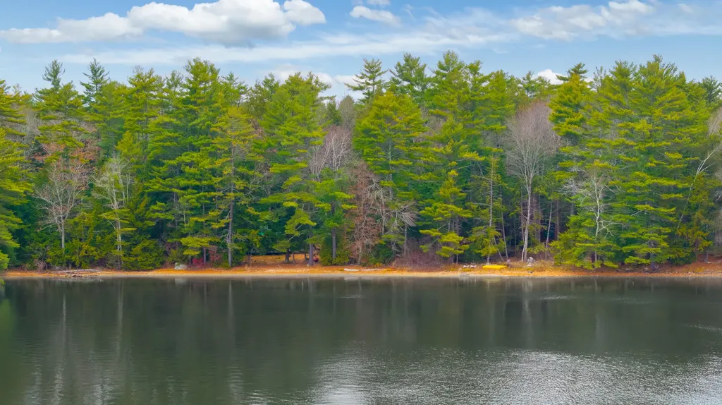 51 Larry Drive Monmouth ME 04259