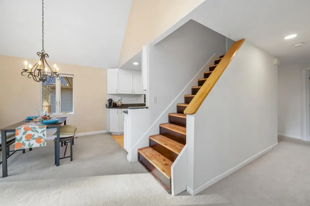 32 Nickerson Lane Milford ME 04461