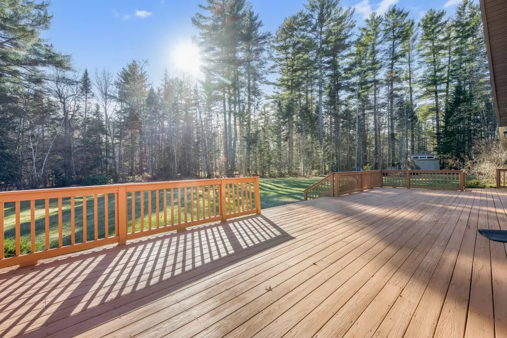 32 Nickerson Lane Milford ME 04461