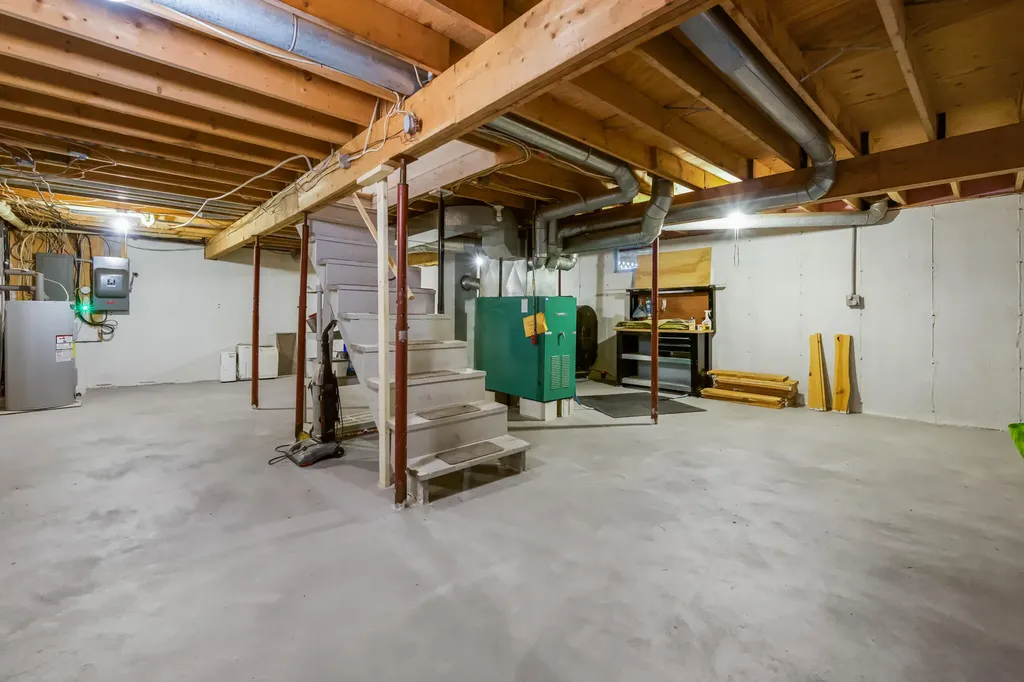 32 Nickerson Lane Milford ME 04461