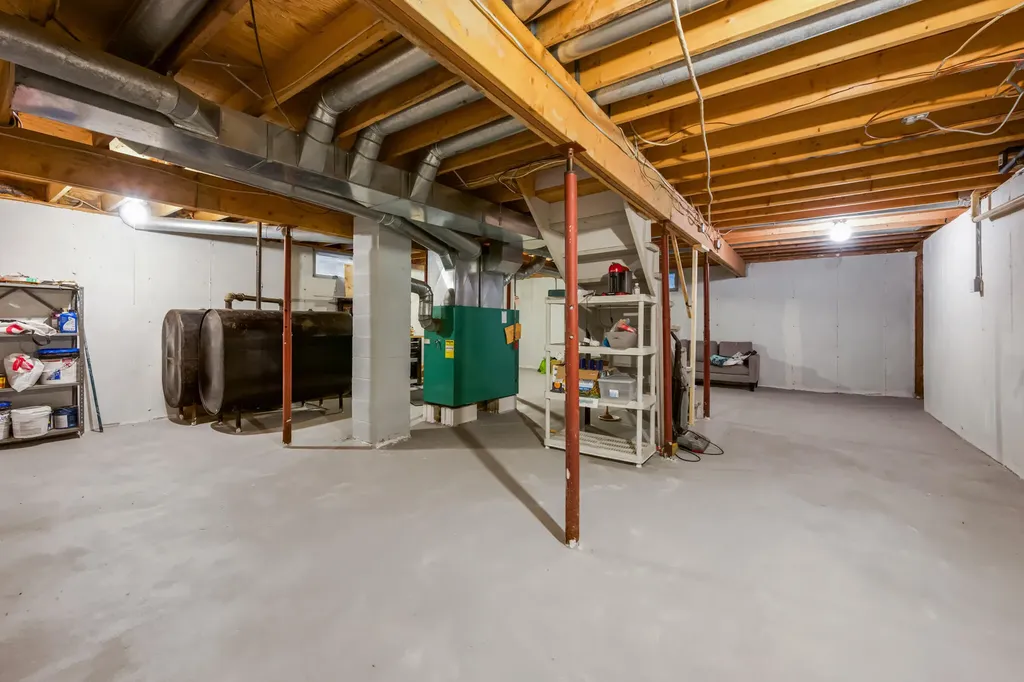 32 Nickerson Lane Milford ME 04461