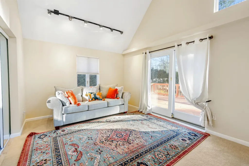 32 Nickerson Lane Milford ME 04461