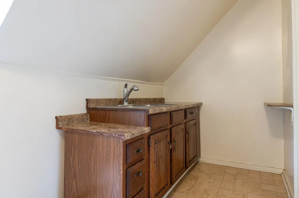 55 Roxbury Road Mexico ME 04257