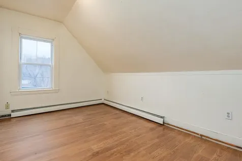55 Roxbury Road Mexico ME 04257