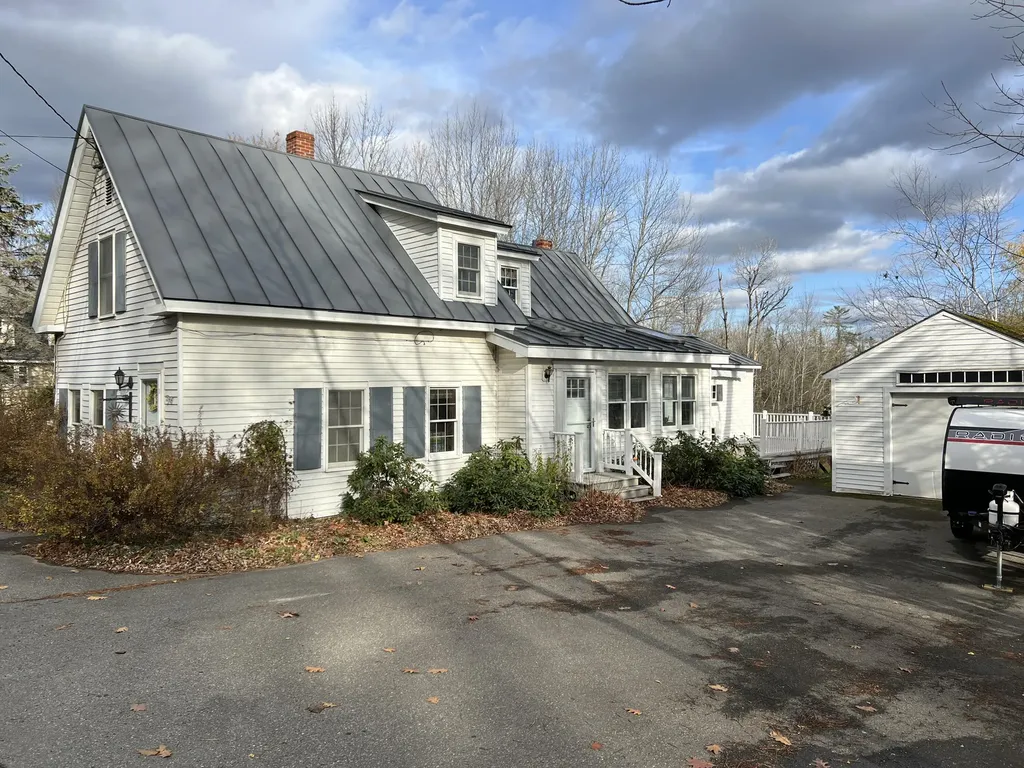 163 Oak Street Oakland ME 04963