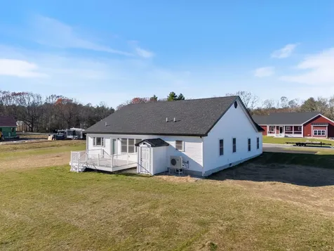 17 Johnson Farm Road Buxton ME 04093
