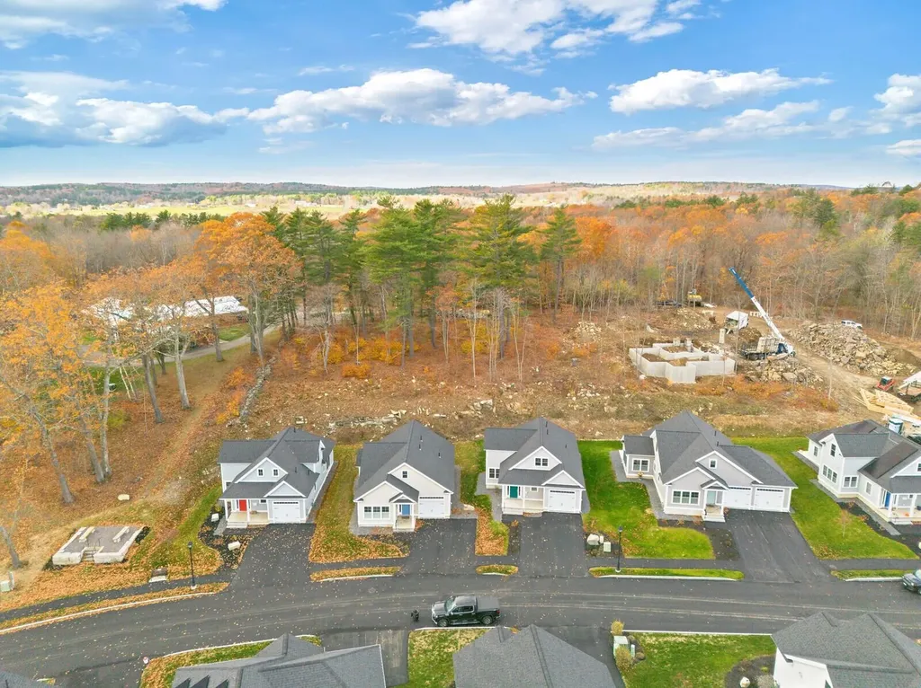 Lot 20 Acorn Lane Hallowell ME 04347