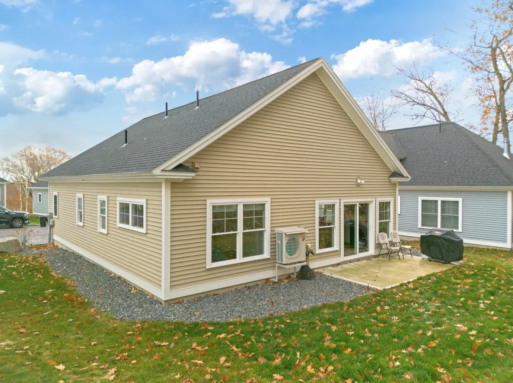 Lot 20 Acorn Lane Hallowell ME 04347