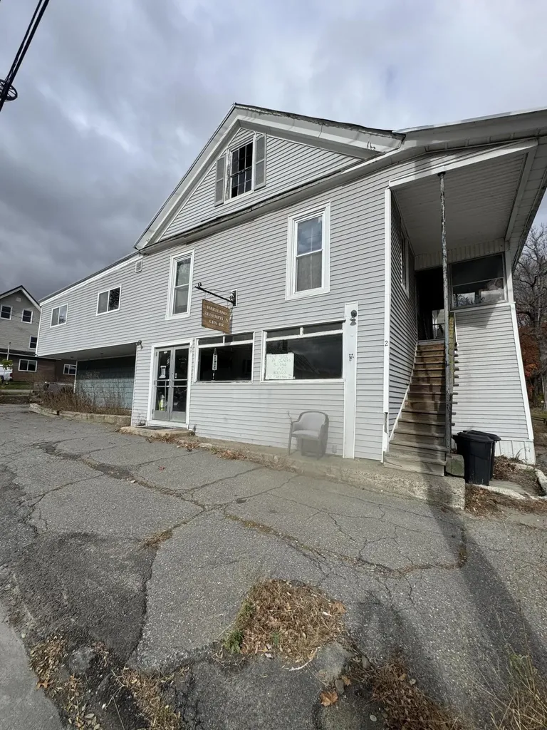 49 Main Street Hartland ME 04943