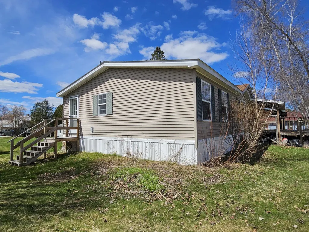 33 John Street Madison ME 04950