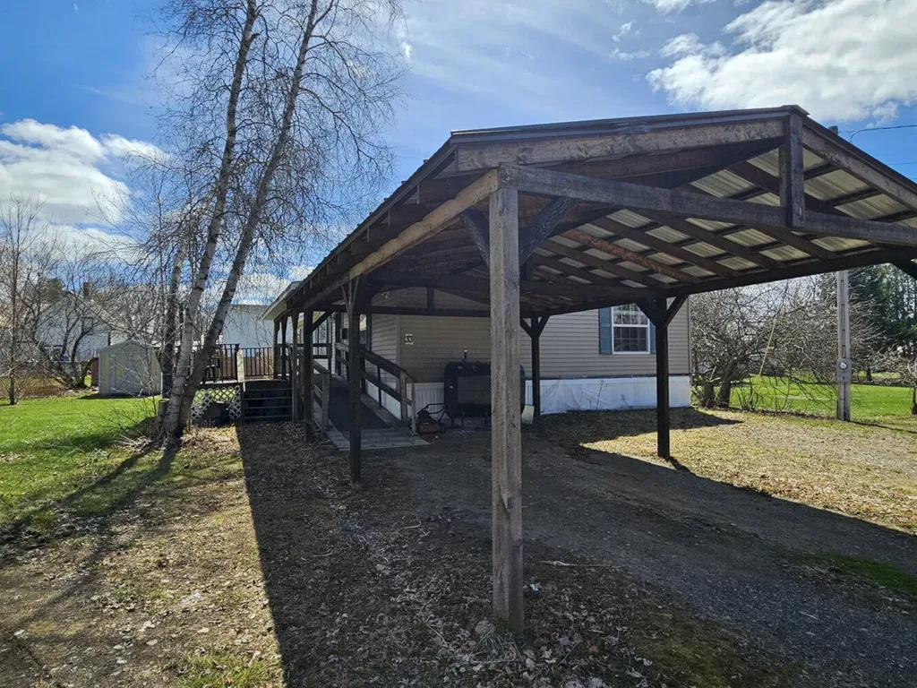 33 John Street Madison ME 04950
