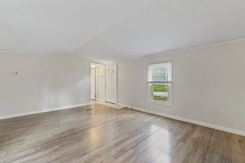 2196 Sanford Road Wells ME 04090