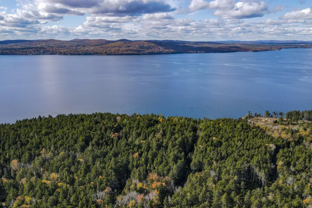 181 Oregon Road Islesboro ME 04848