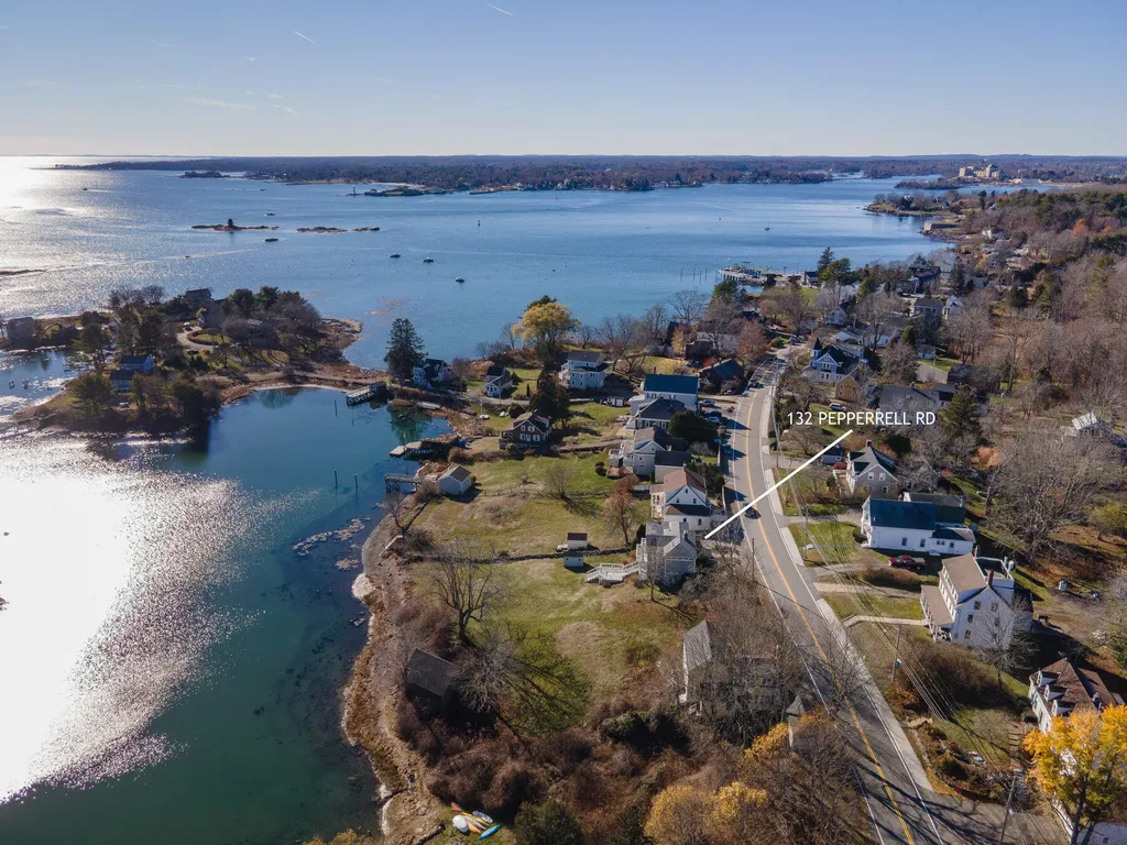 132 Pepperrell Road Kittery ME 03905