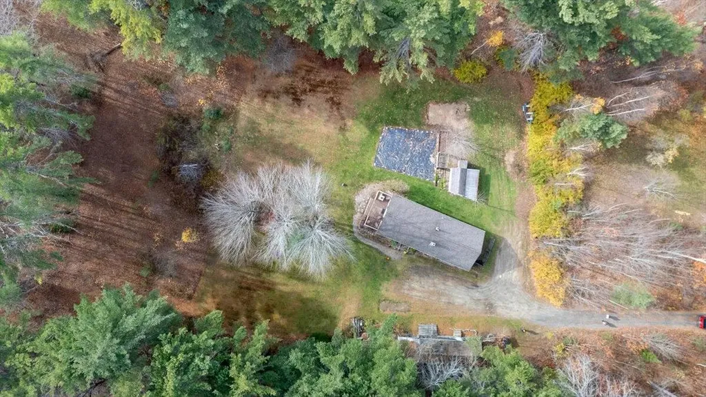20 Spahr Road Washington ME 04574