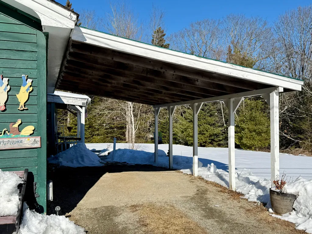 1427 State Highway 3 Bar Harbor ME 04609