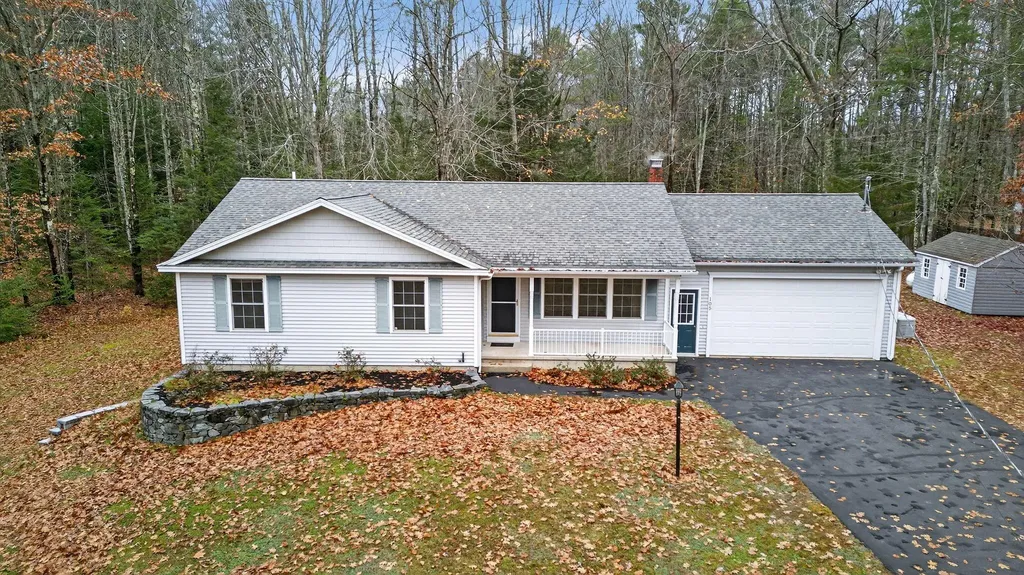 105 New Road Arundel ME 04046