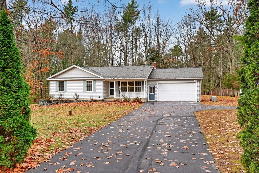 105 New Road Arundel ME 04046