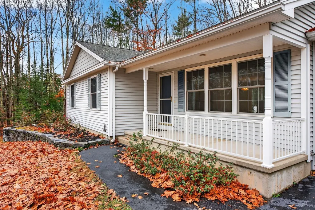 105 New Road Arundel ME 04046