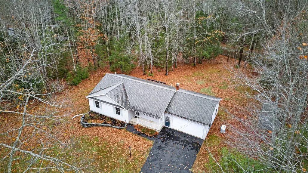 105 New Road Arundel ME 04046