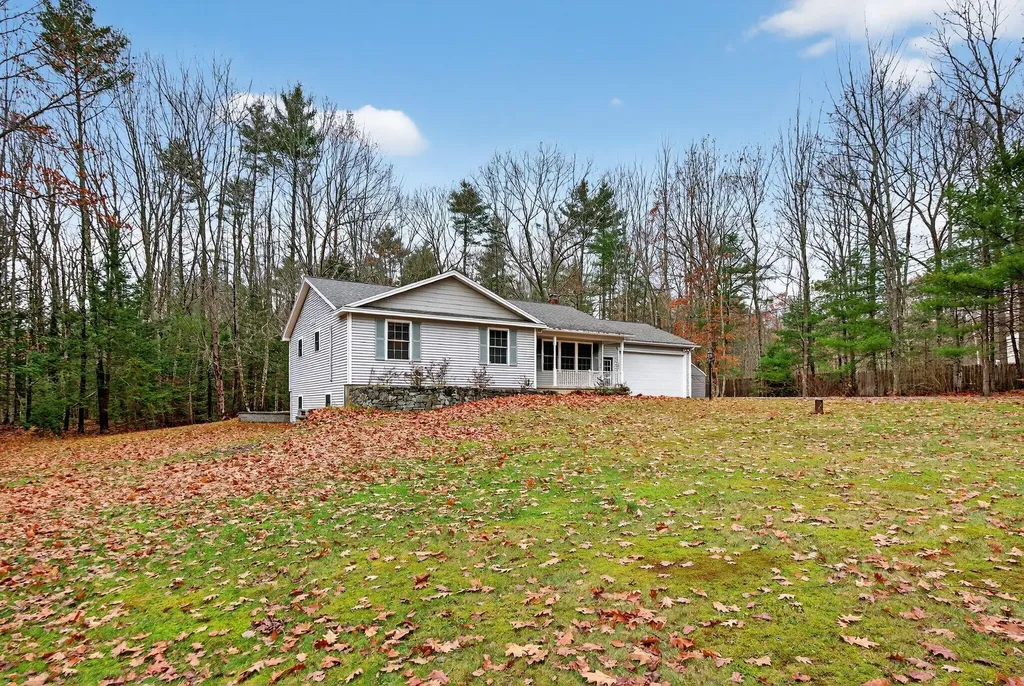 105 New Road Arundel ME 04046