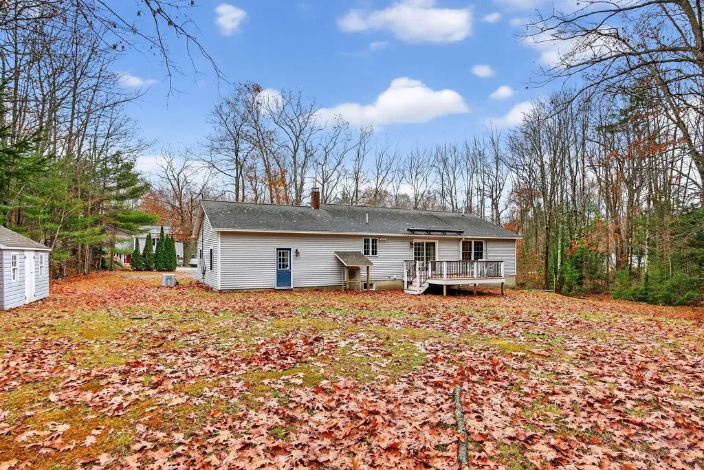 105 New Road Arundel ME 04046