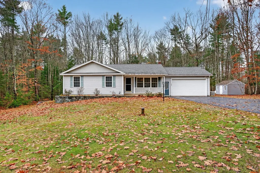 105 New Road Arundel ME 04046