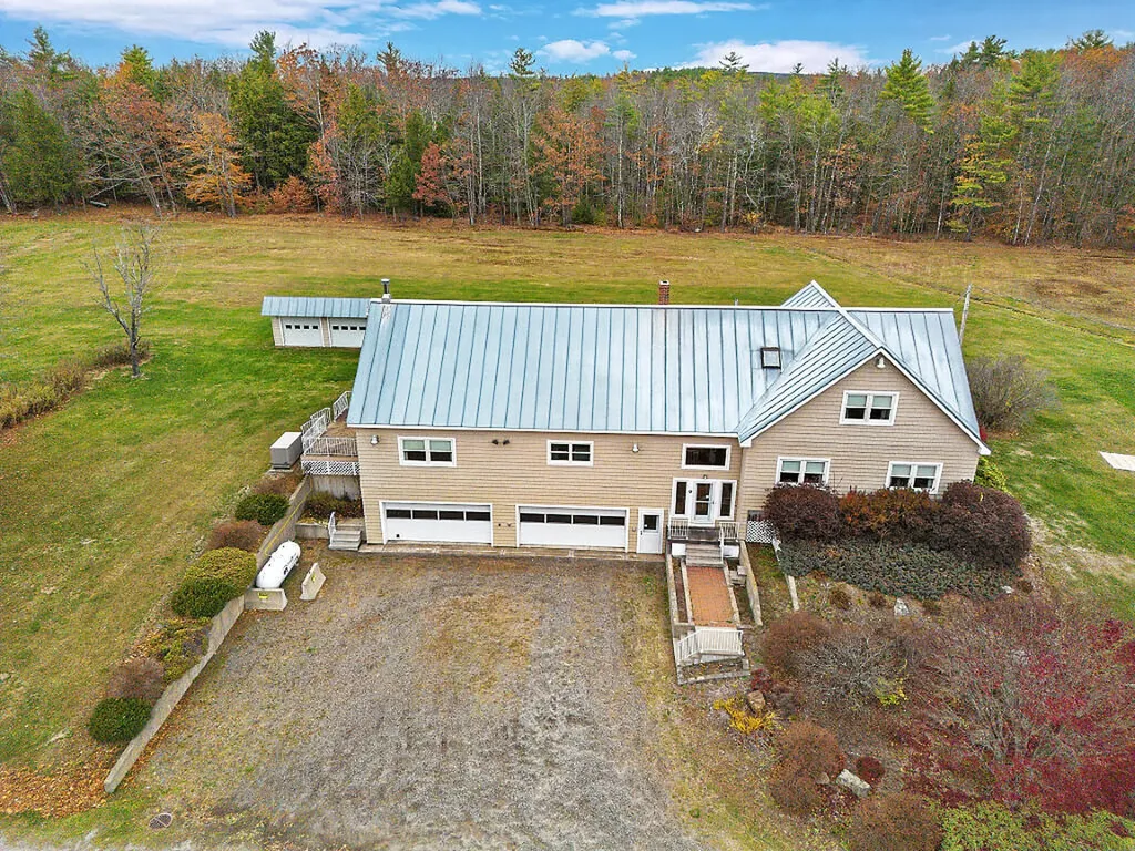 9 Snug Harbor Road Belgrade ME 04917