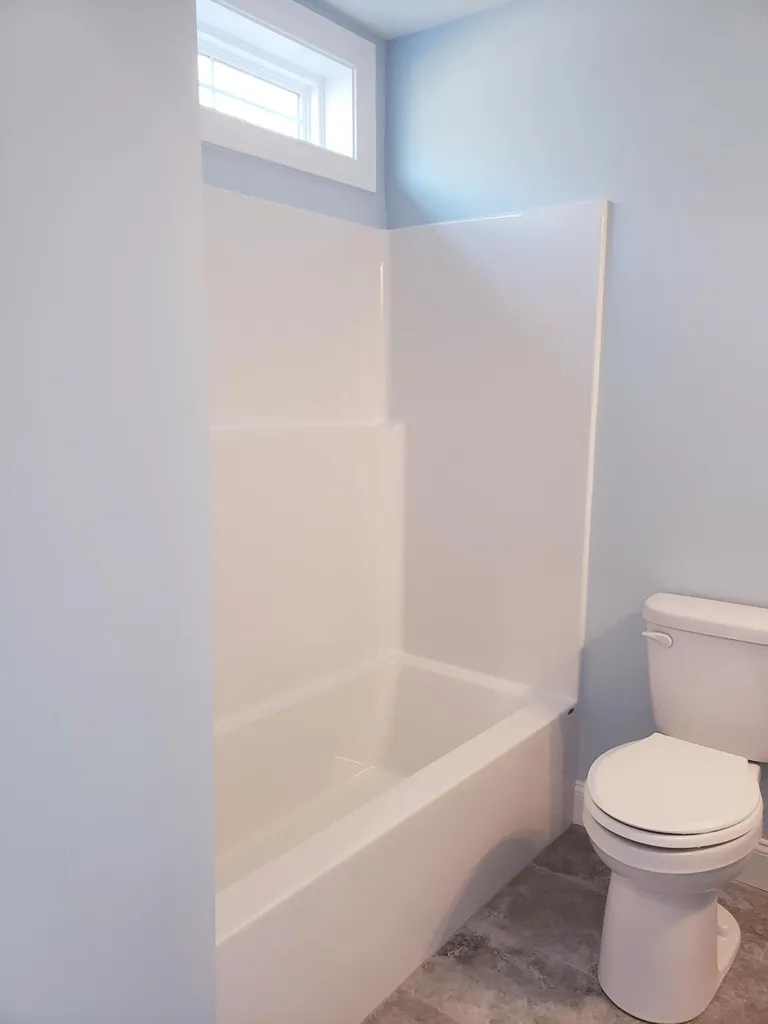 25 Heritage Way Saco ME 04072