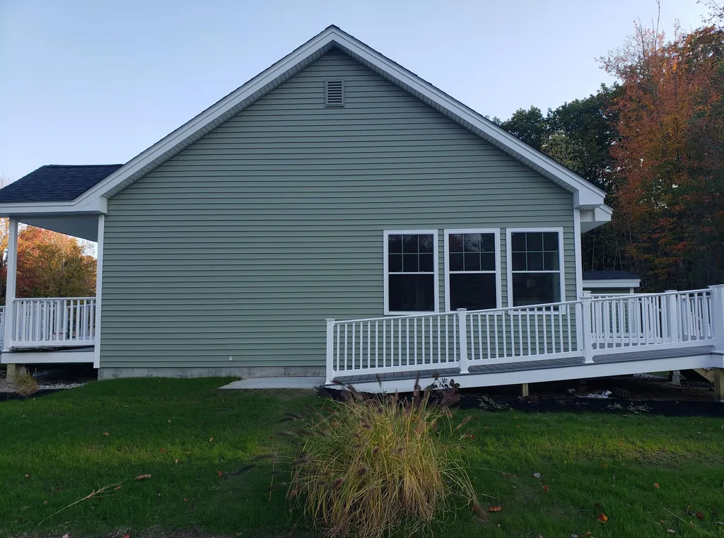 25 Heritage Way Saco ME 04072