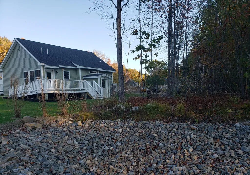 25 Heritage Way Saco ME 04072