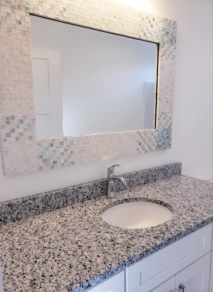 25 Heritage Way Saco ME 04072