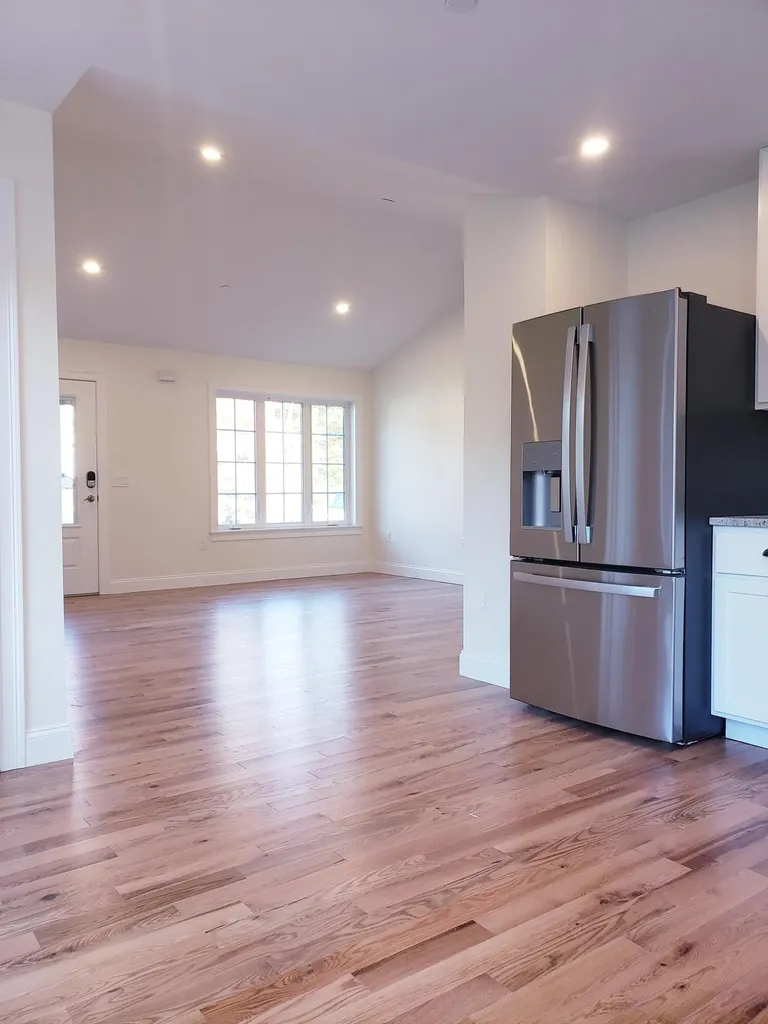 25 Heritage Way Saco ME 04072