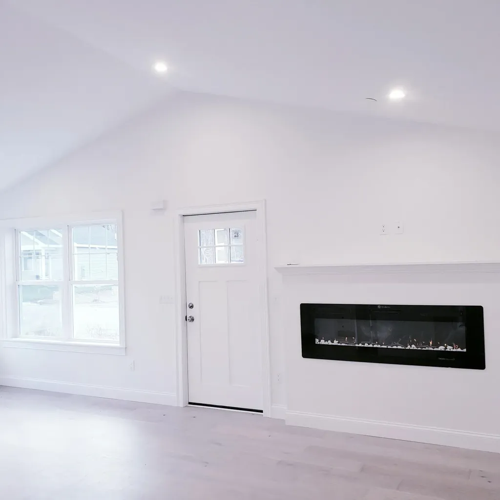 25 Heritage Way Saco ME 04072