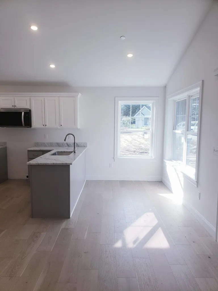 25 Heritage Way Saco ME 04072