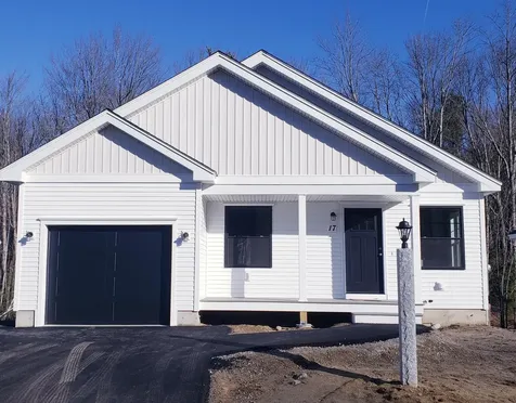 25 Heritage Way Saco ME 04072