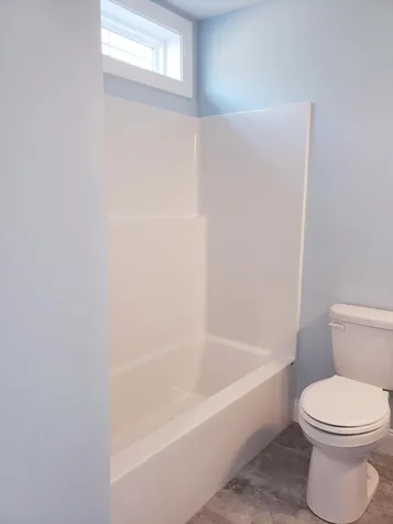 25 Heritage Way Saco ME 04072
