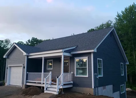 25 Heritage Way Saco ME 04072