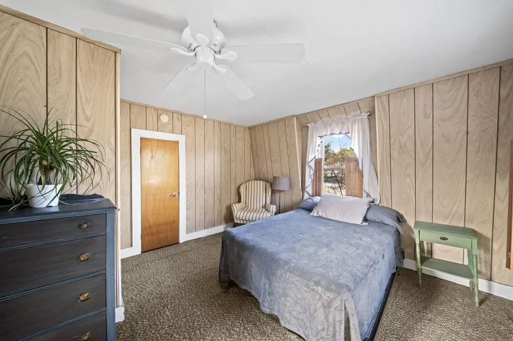 1097 Pequawket Trail Standish ME 04085