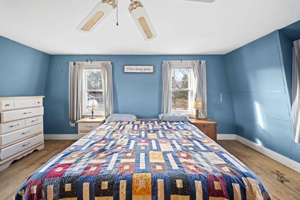 1097 Pequawket Trail Standish ME 04085