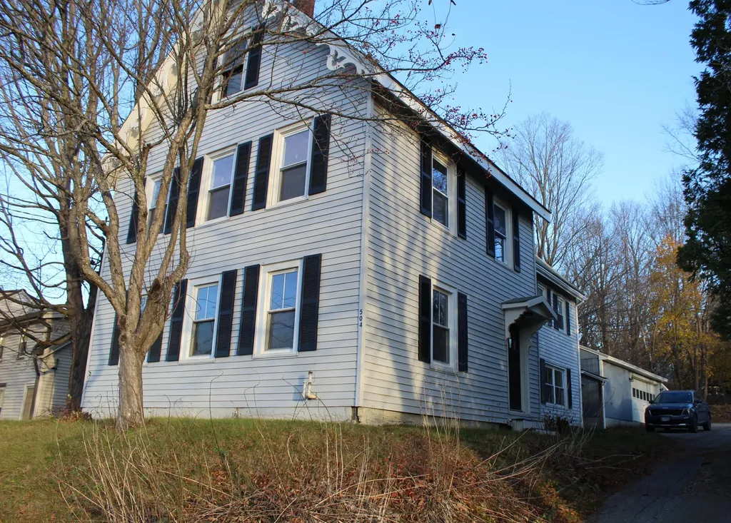 504 Water Street Gardiner ME 04345
