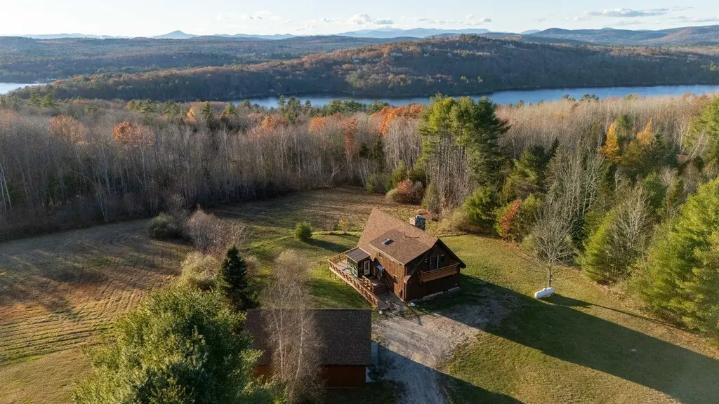 32 Dillon Road Harrison ME 04040