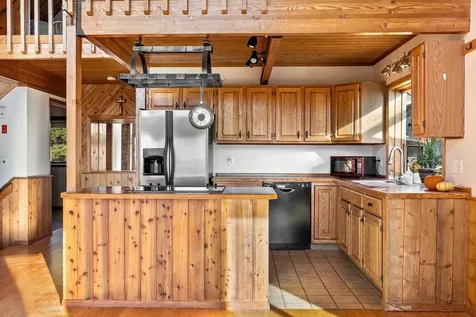 32 Dillon Road Harrison ME 04040