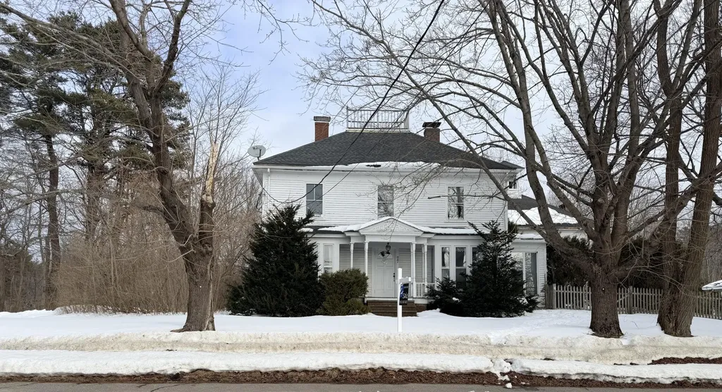 77 North Street Kennebunkport ME 04046