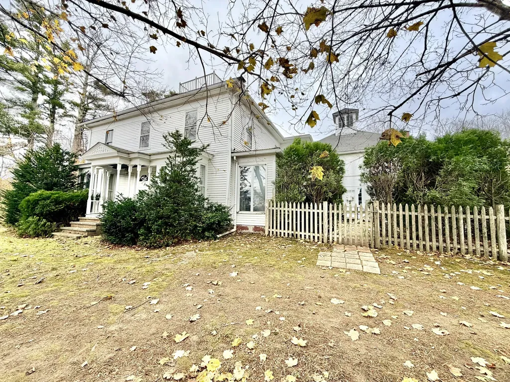 77 North Street Kennebunkport ME 04046