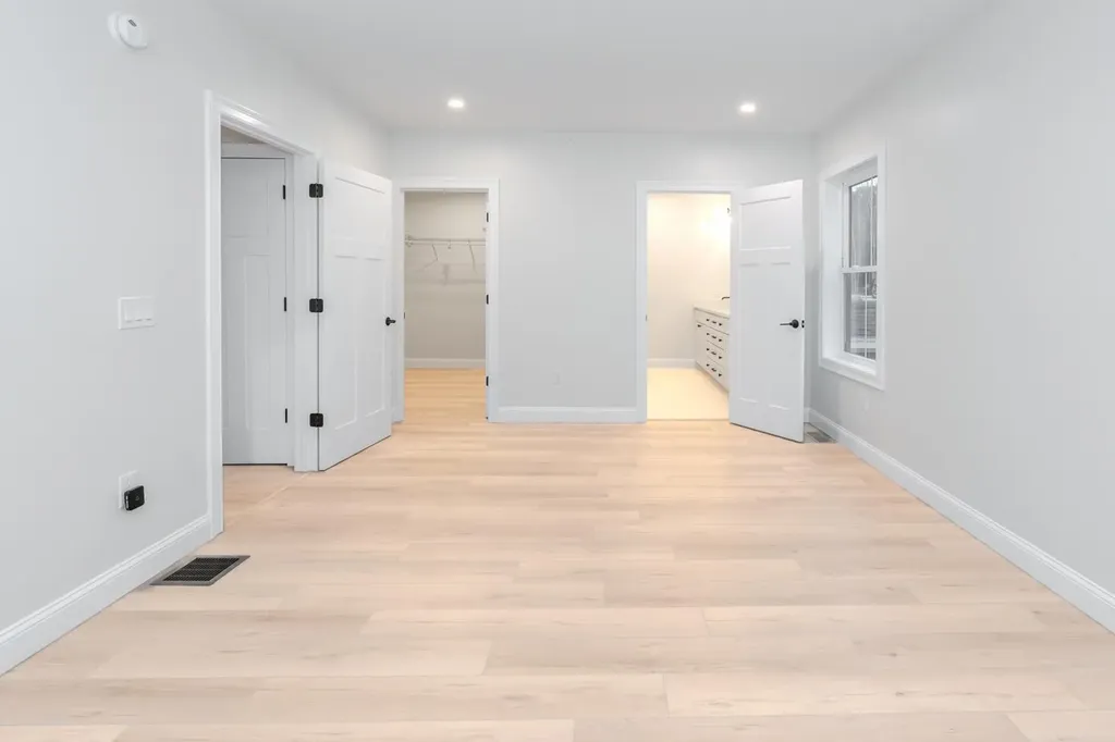 6 Daybreak Lane Windham ME 04062
